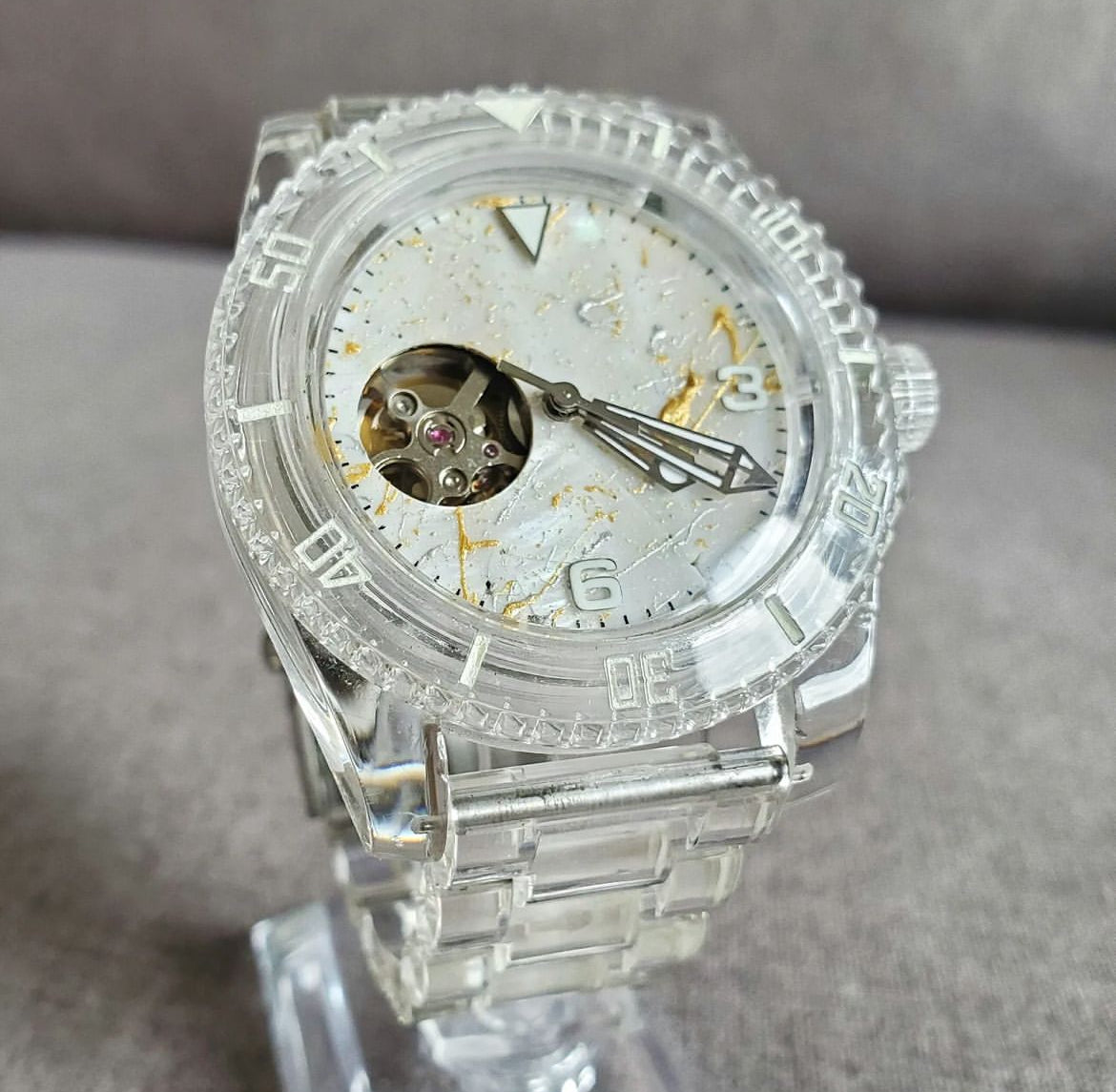 Pearl White Crystal 40mm